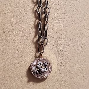 GUCCI like St Isabel bee necklace. In perfect condition. MAKE OFFER!